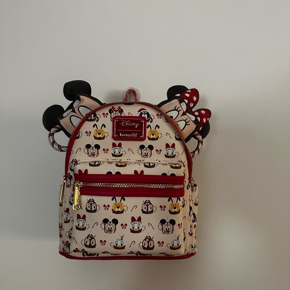 Loungefly Disney Christmas Characters Hot Cocoa Scented With Ears NEW One Size - Picture 2 of 10